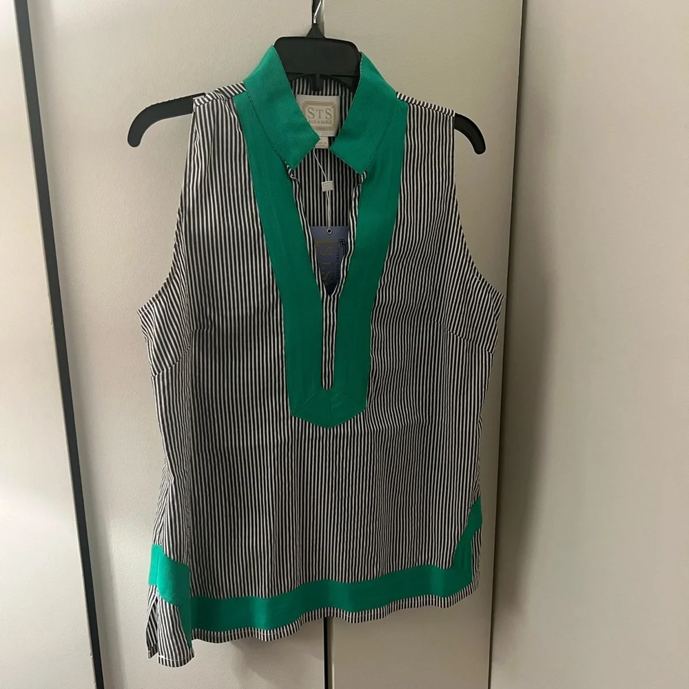 Sail to Sable Gray and Green Sleeveless Top - Picture 2 of 6
